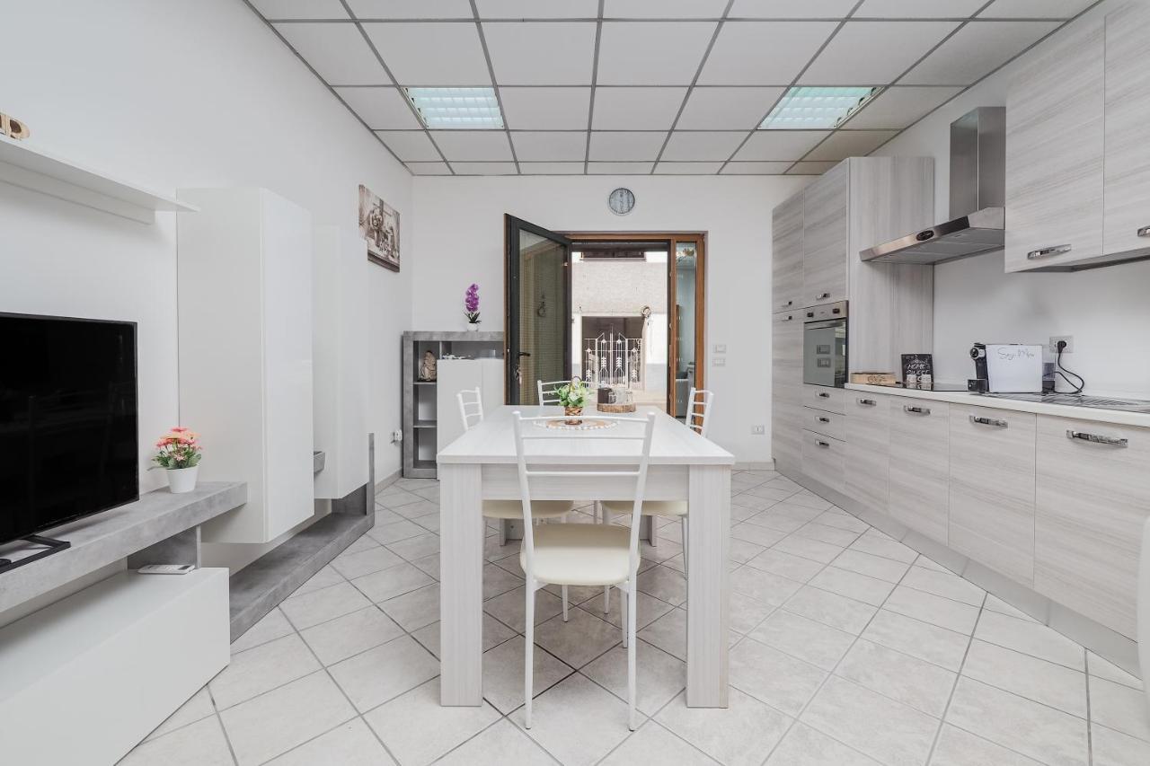 Saint Simplicio House Διαμέρισμα Όλμπια Εξωτερικό φωτογραφία