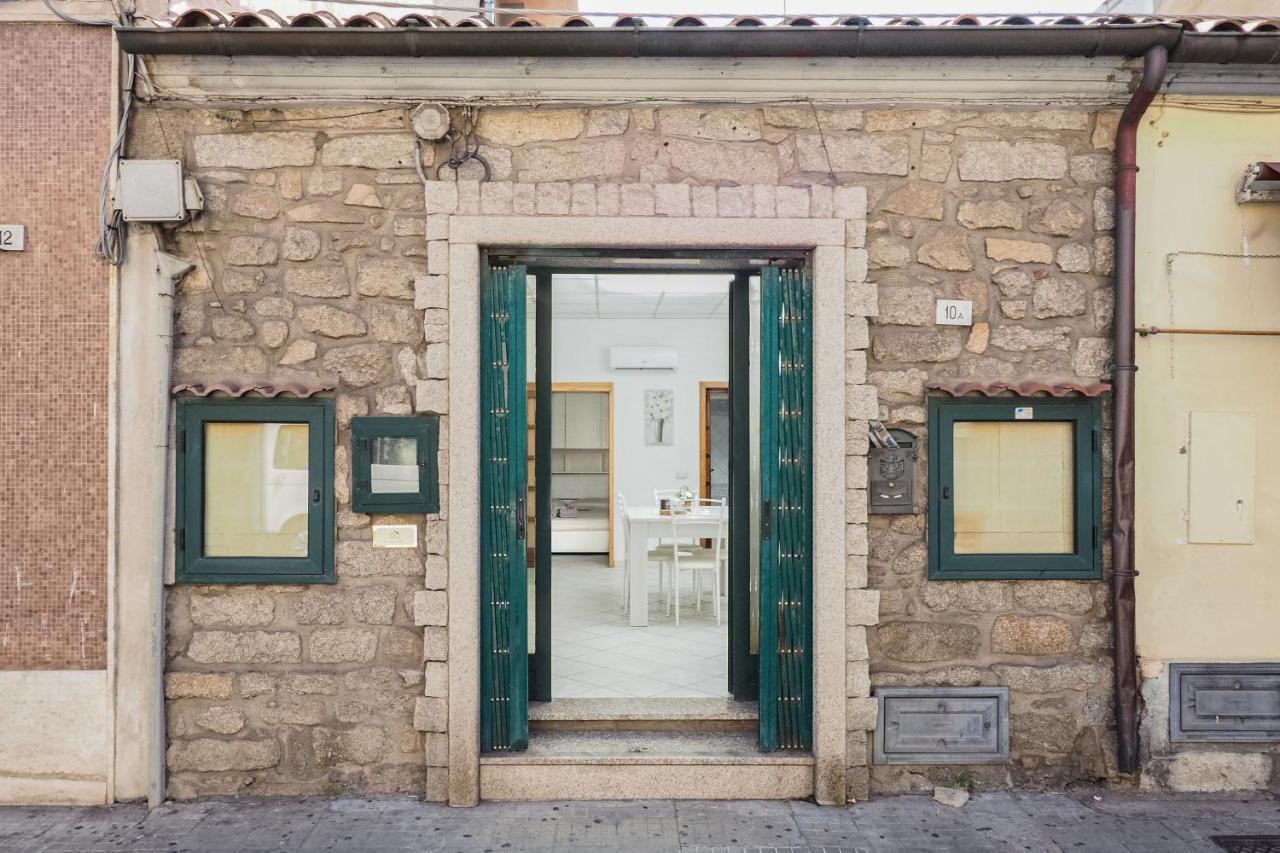 Saint Simplicio House Διαμέρισμα Όλμπια Εξωτερικό φωτογραφία